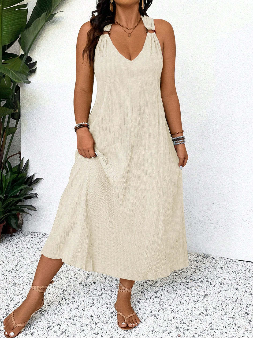 Damen Maxikleid mit schickem V-Ausschnitt und lässigen Trägern Drune