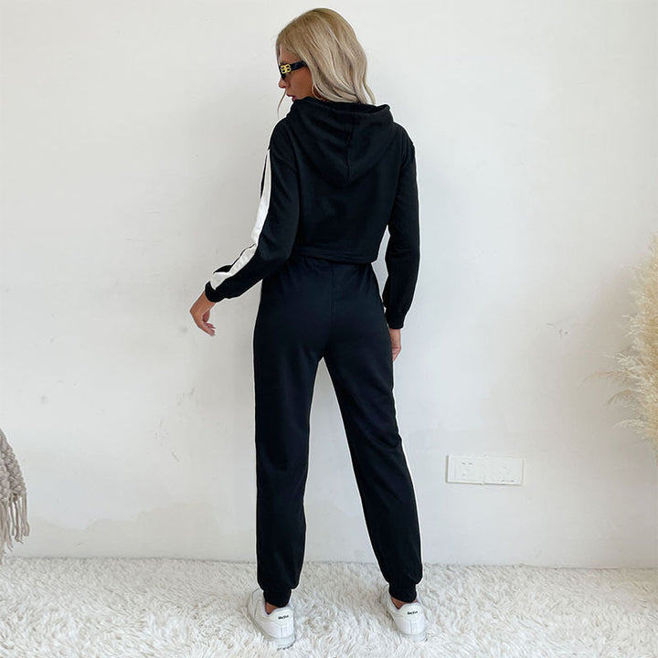 Damen sportliches Zweiteiler Set mit cropped Hoodie und elastischen Jogginghosen Drune