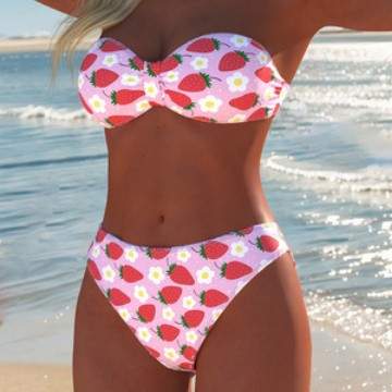 Damen Bandeau-Bikini mit hochgeschnittenen Pants und buntem Bedruck Drune