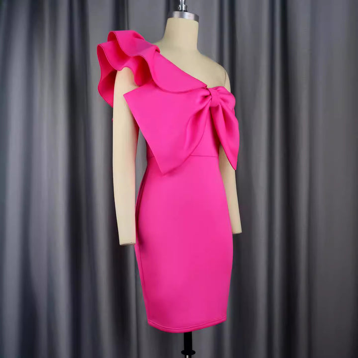 Damen figurbetontes Kleid mit einem großzügigen Schleifendetail Drune
