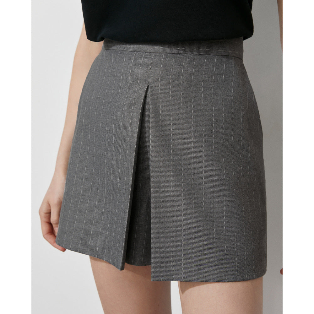 Damen modisches Blazer-Set mit schickem Streifenmuster und kurzen Hosen Drune