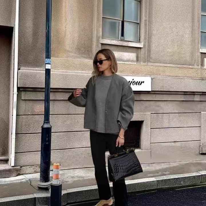Damen oversized Wolljacke mit elegantem Schnitt und lässigem Look Drune