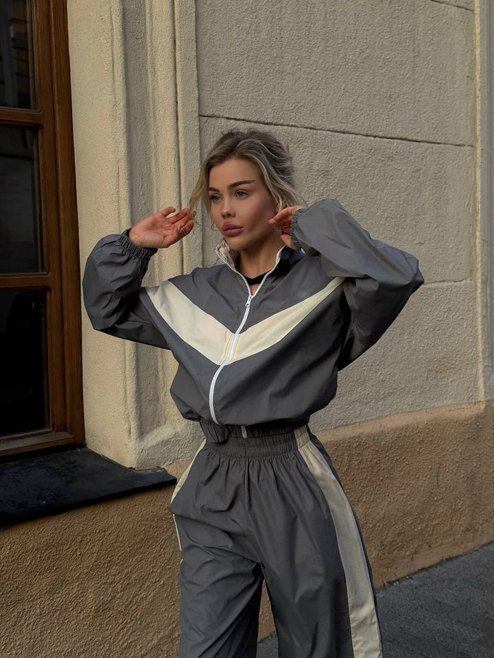 Damen sportlicher Funktionsanzug mit hohem Kragen und elastischen Bündchen Drune
