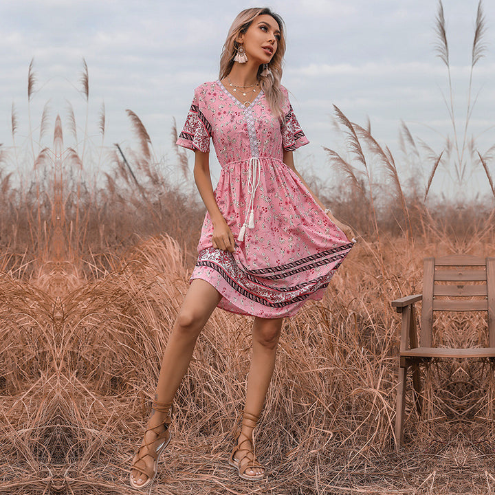 Damen Boho-inspiriertes Sommerkleid mit floralem Design und verspieltem Taillenzug Drune