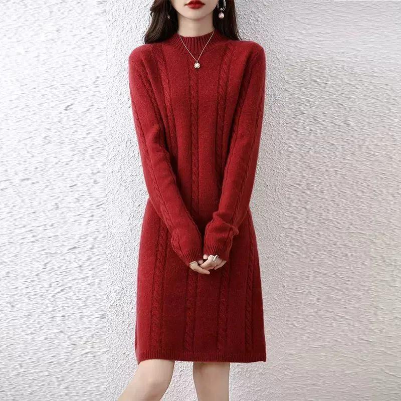Damen Strickkleid mit elegantem Zopfdesign und hohem Kragen Drune