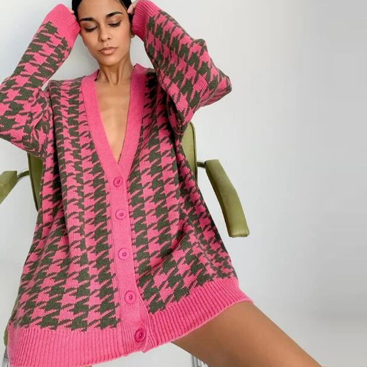 Damen Strickjacke mit modischem Karomuster und tiefem V-Ausschnitt Drune
