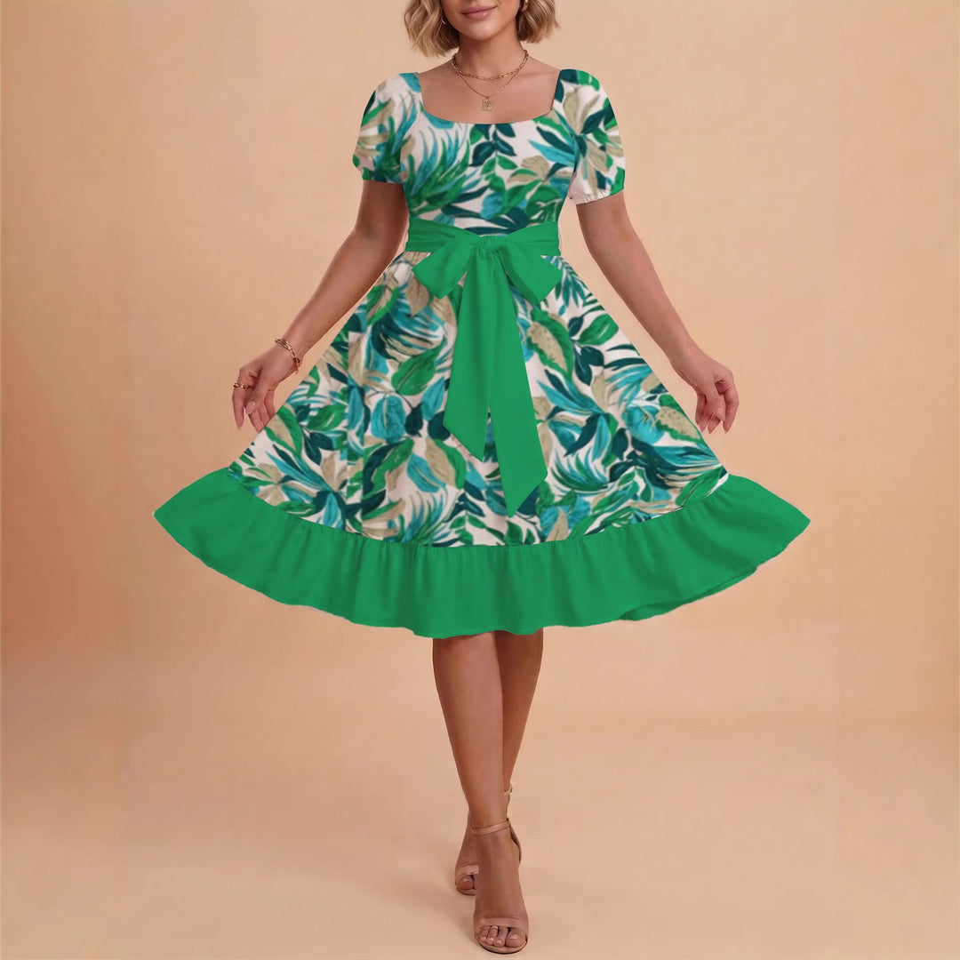 Damen Kleid mit tailliertem Schnitt und verspieltem Blumenmuster Drune