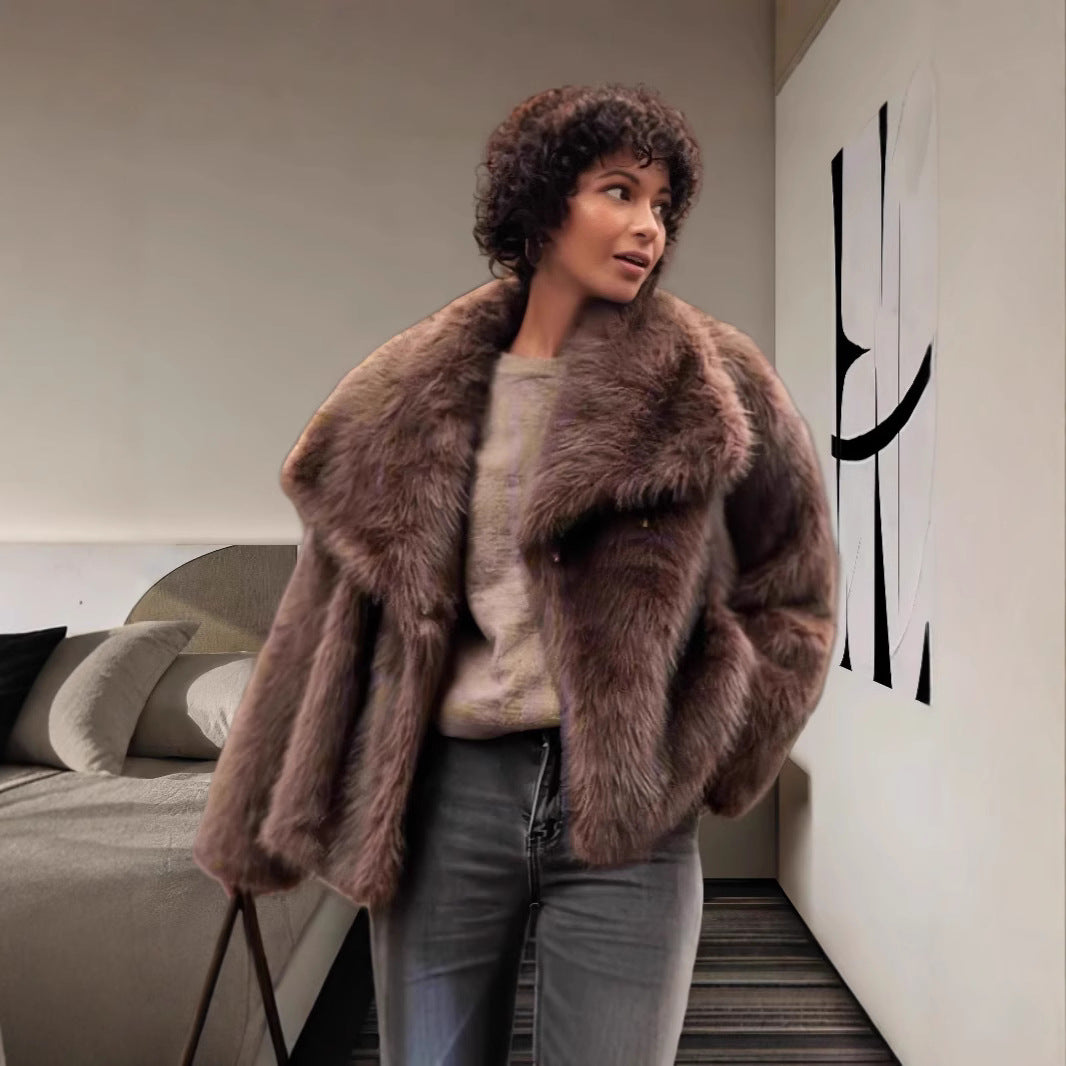 Damen Luxuriöse Kunstpelzjacke mit breitem Kragen Drune