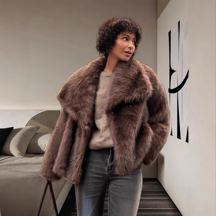 Damen Luxuriöse Kunstpelzjacke mit breitem Kragen Drune
