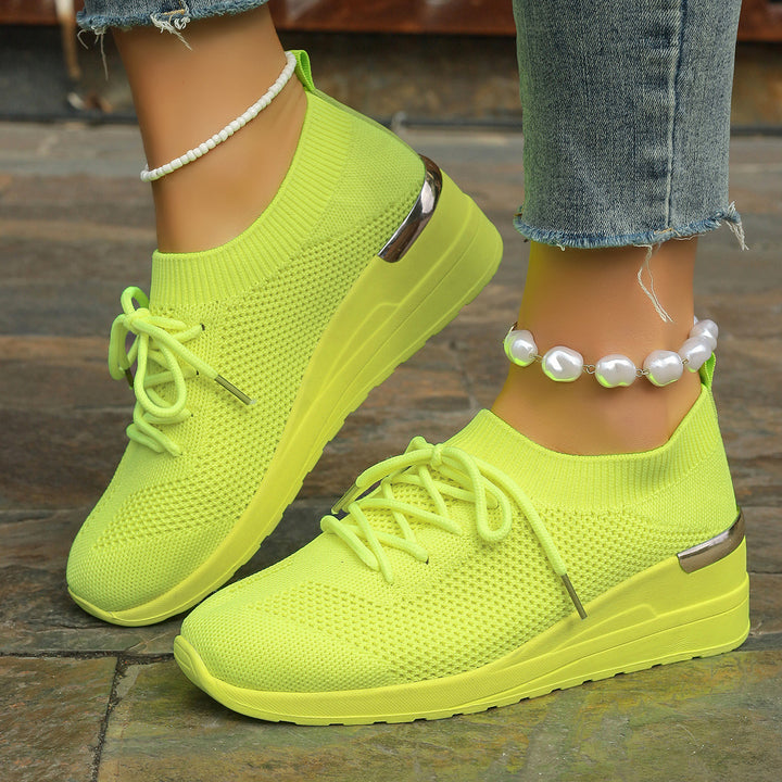 Damen bequeme Sport-Sneaker mit atmungsaktivem Obermaterial und eleganter Plateausohle Drune