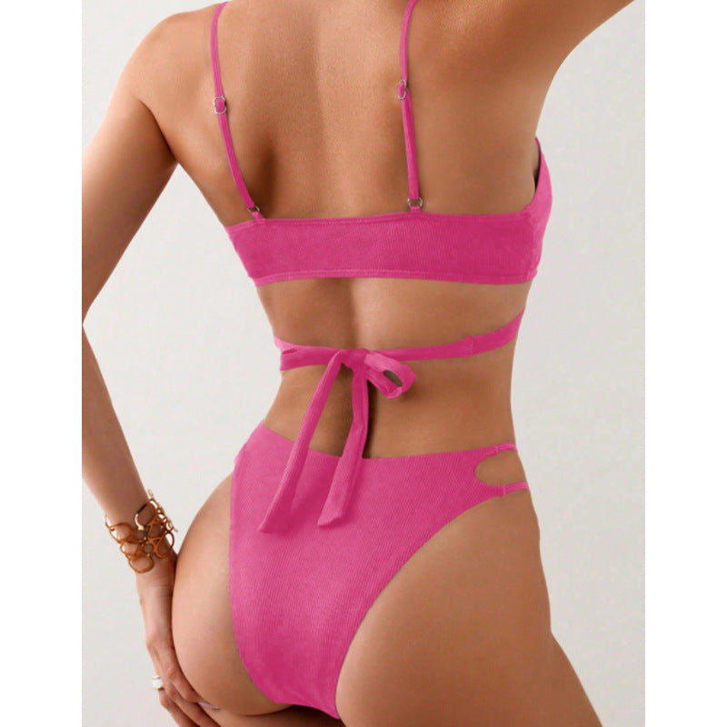 Damen Triangel-Bikini-Set mit gekreuztem Oberteil und seitlichen Cut-Outs Drune