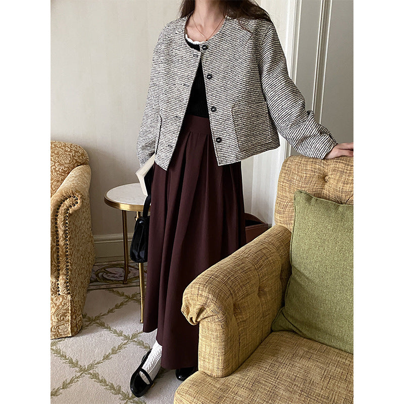 Damen elegante Jacke mit feiner Textur und Knopfdetails Drune