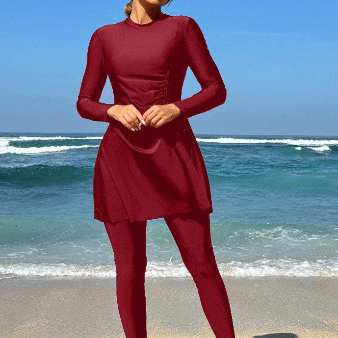 Damen Sportliches Strandoutfit mit figurbetonendem Kleid und langen Leggings Drune