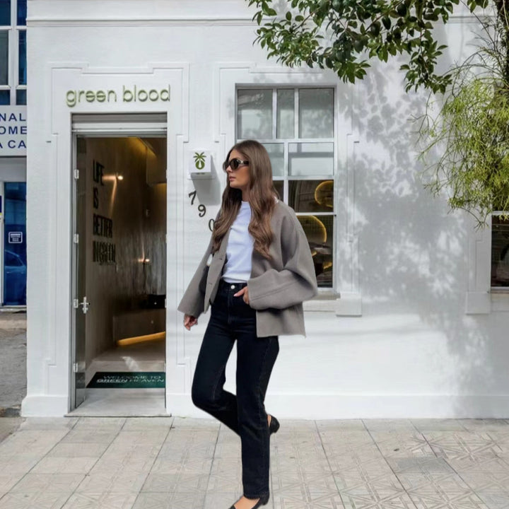 Damen kurze Strickjacke mit eleganten Knöpfen und weitem Schnitt Drune