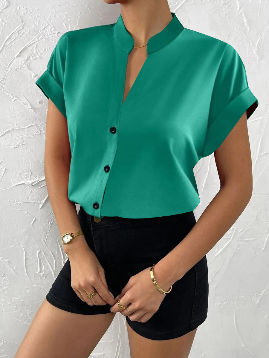Damen Elegante Kurzarmbluse mit Stehkragen und subtilen Knopfdetails Drune