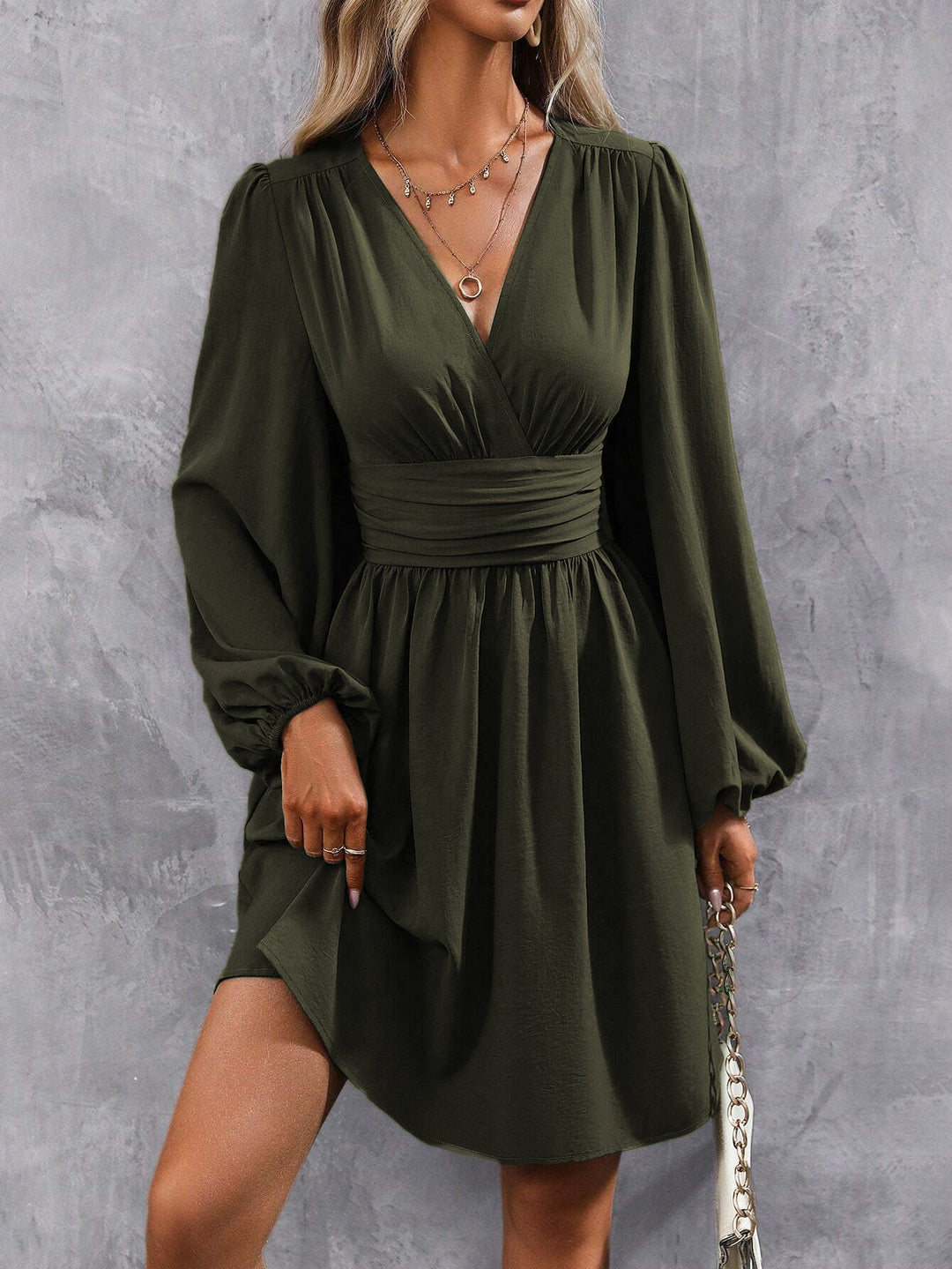 Damen Wickelkleid mit schickem V-Ausschnitt und voluminösen Ärmeln Drune