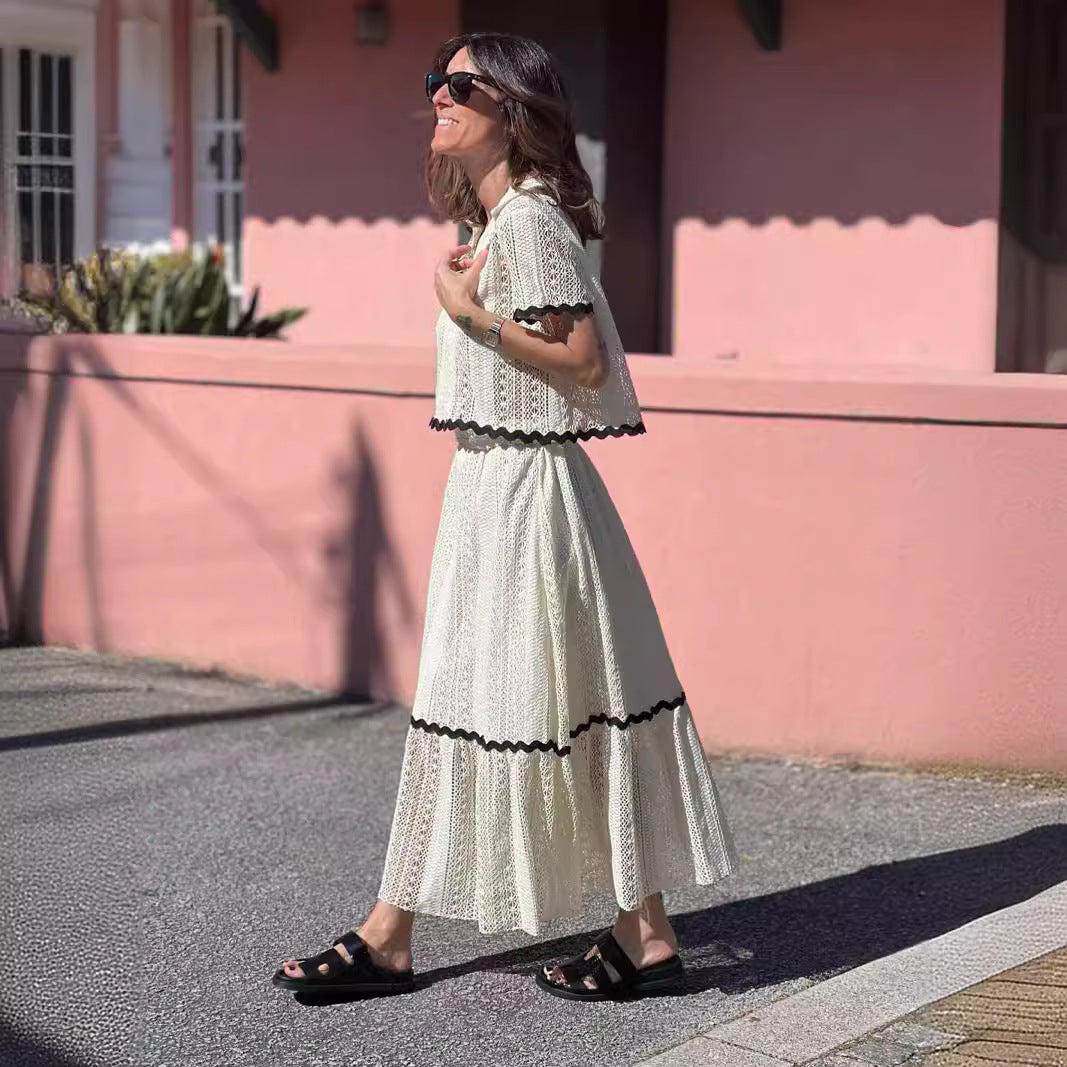 Damen Maxikleid mit voluminösem Rock und eleganter Rüsche Drune