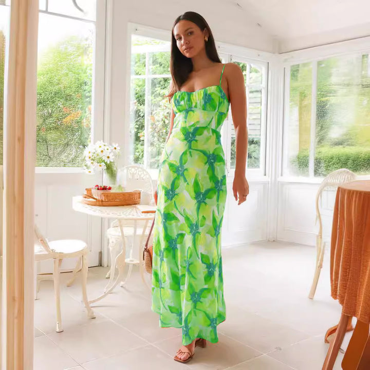 Damen Maxikleid mit elegantem Raffdesign und unterstützenden Spaghettiträgern Drune