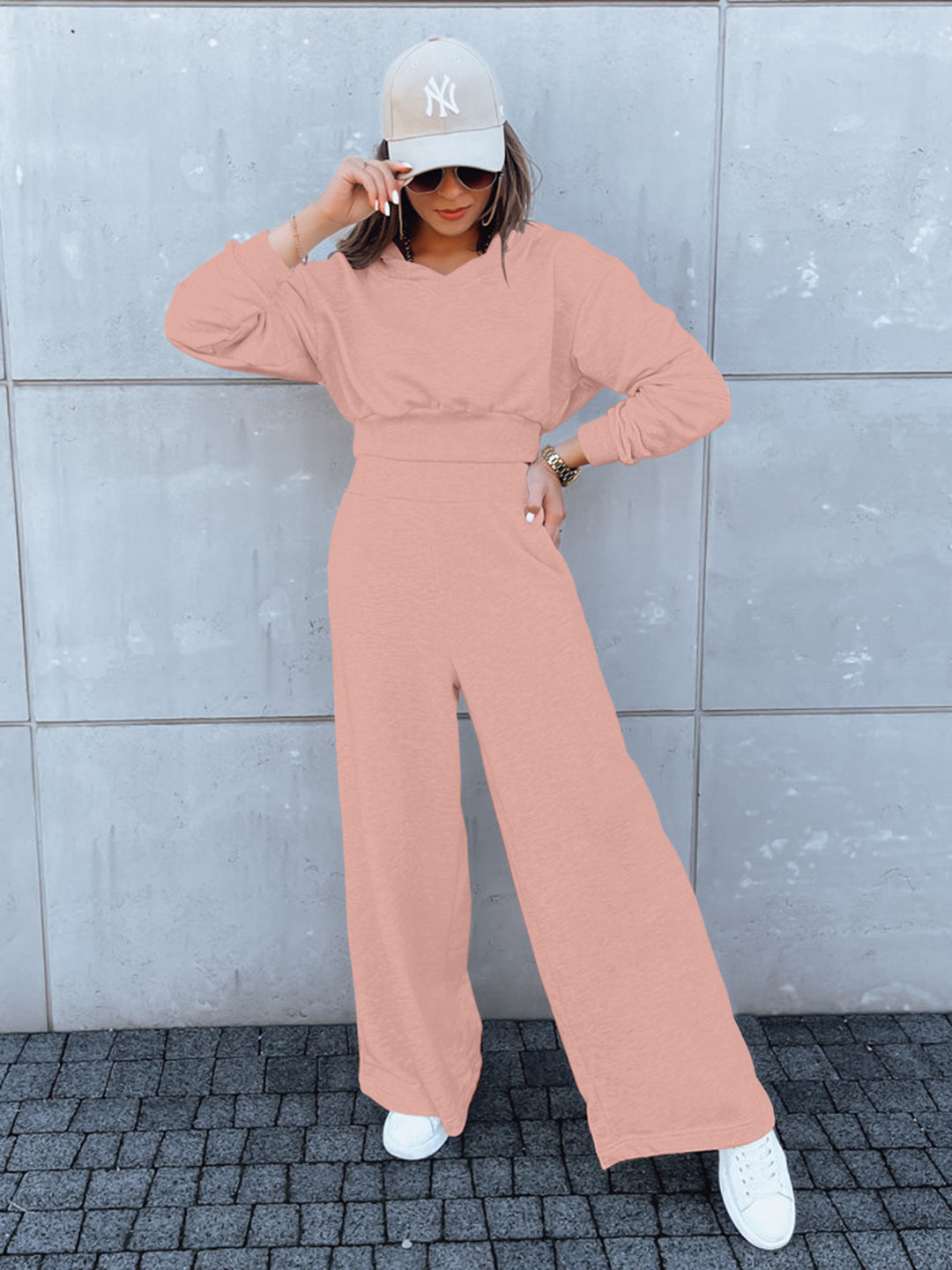 Damen lässiger Jumpsuit mit weitem Bein und praktischer Kapuze Drune