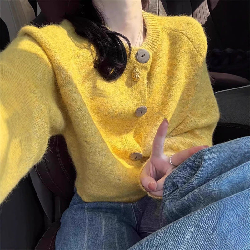 Damen gemütliche Strickjacke mit großen Knöpfen und hohen Kragen Drune