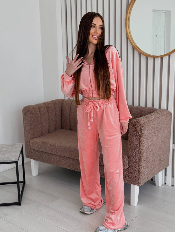 Damen Velours Freizeitanzug mit cropped Oberteil und weitem Bein Drune