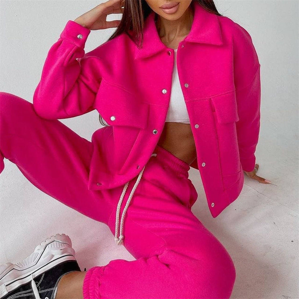 Damen sportliches Freizeit-Set mit trendiger Jacke und bequemen Jogginghosen Drune