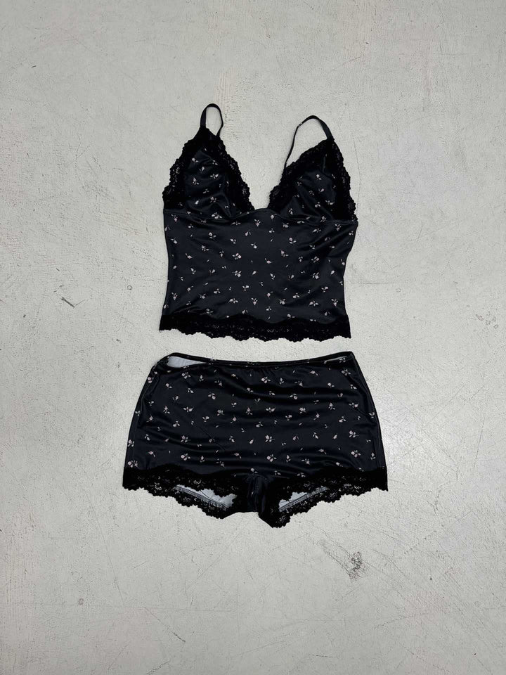 Damen Nachtwäsche-Set mit zarten Spitzenakzenten und verspieltem Blumenmuster Drune