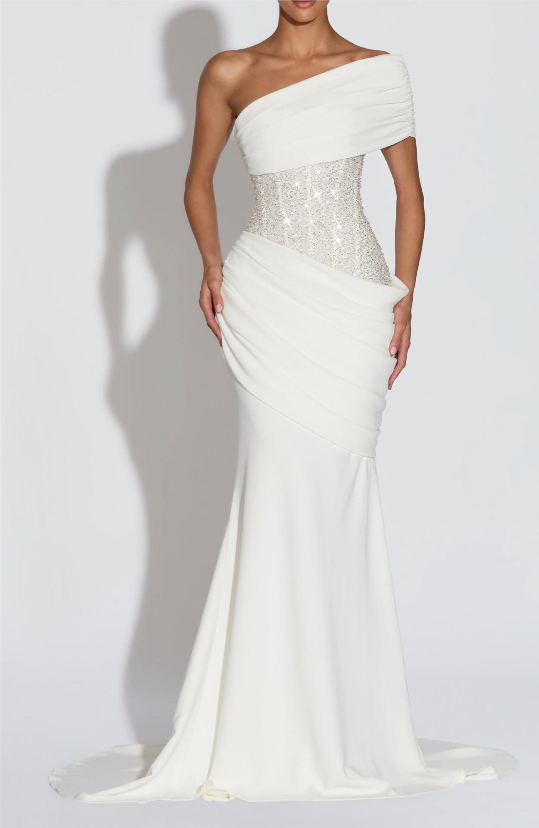 Damen Elegantes und figurbetontes Abendkleid mit asymmetrischem Ausschnitt Drune