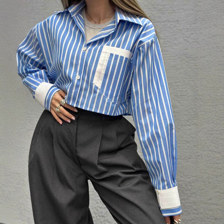 Damen cropped Hemdbluse mit feinen Streifen und kontrastierender Brusttasche Drune