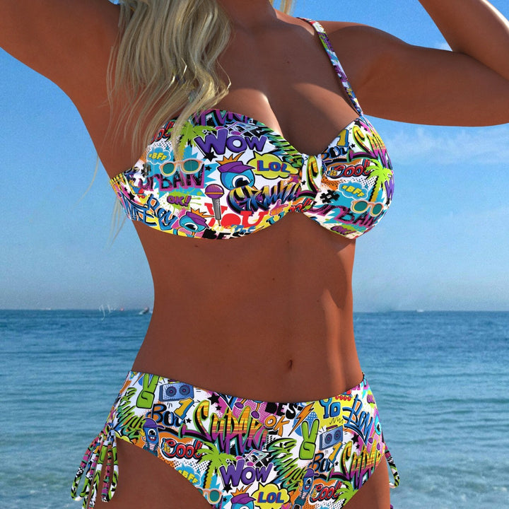 Damen Bandeau-Bikini mit hoch taillierten Höschen und lebhaftem Paisleymuster Drune