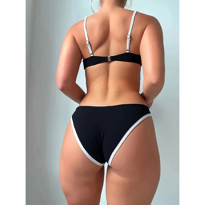 Damen Hochgeschnittener Bikini mit strukturierter Oberteilgestaltung und verstellbaren Trägern Drune