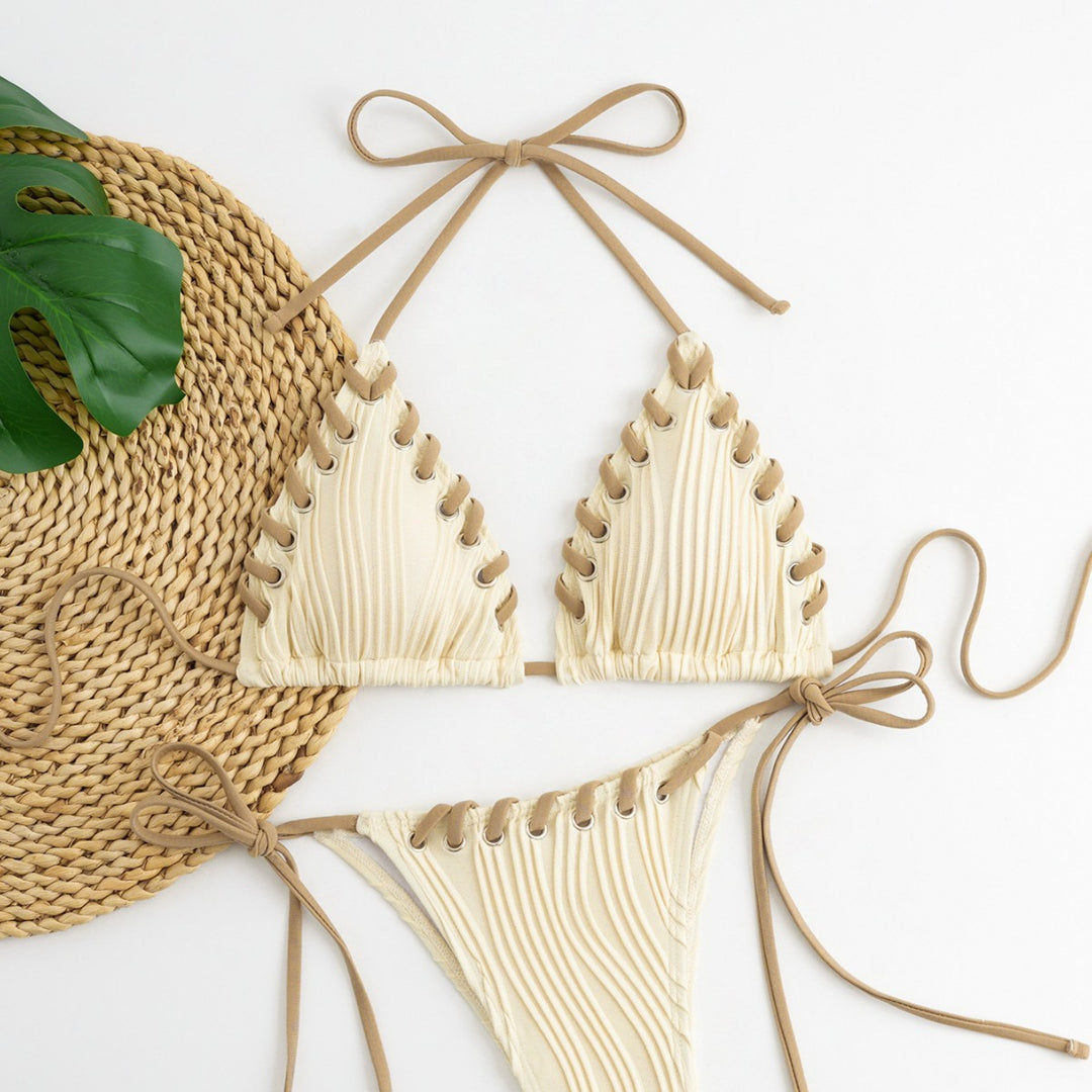 Damen Triangel-Bikini mit raffinierten Schnürdetails und moderner Rippstruktur Drune