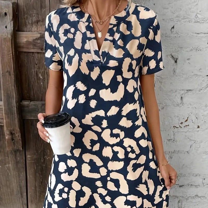 Damen Freizeitkleid im modernen Leopardenmuster mit modischem Kragen Drune
