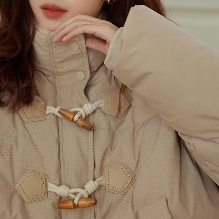 Damen Übergroße Steppjacke mit hohem Kragen und Knopfdetails Drune