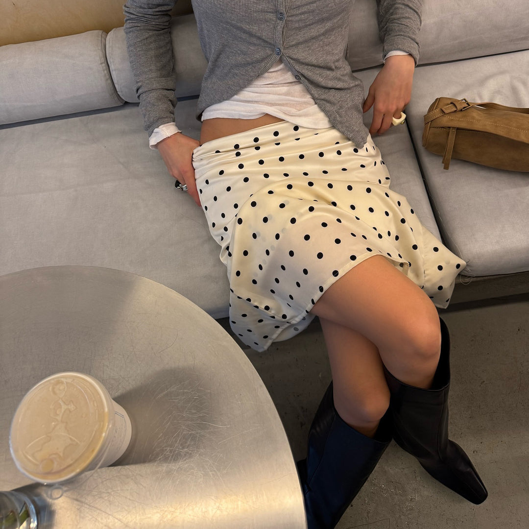 Damen modischer Midirock mit elegantem Punktdesign und hohem Schlitz Drune