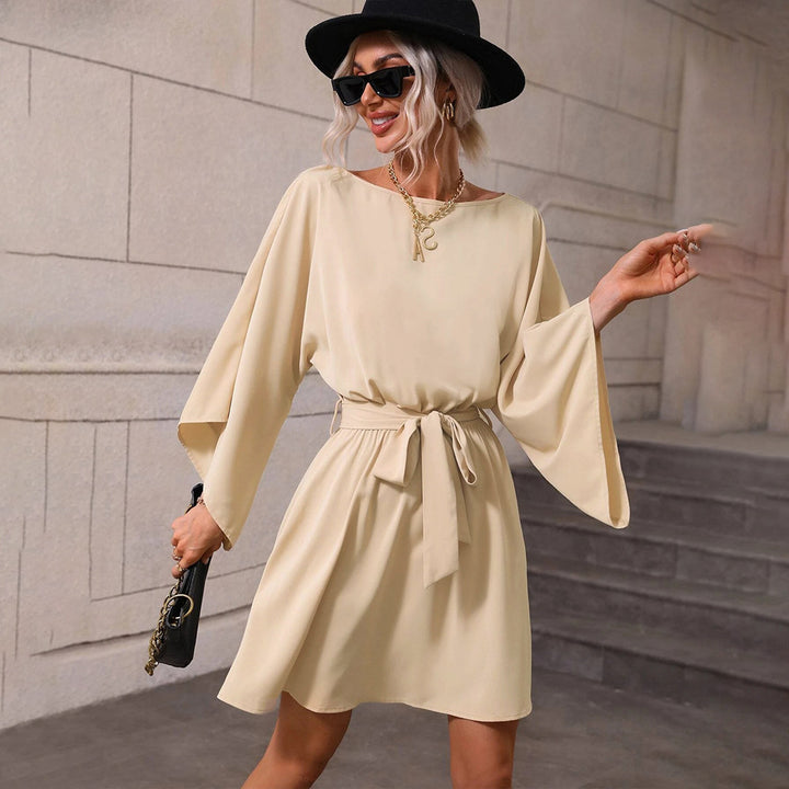 Damen Minikleid mit weitem Batwing-Ärmel und Taillengürtel Drune