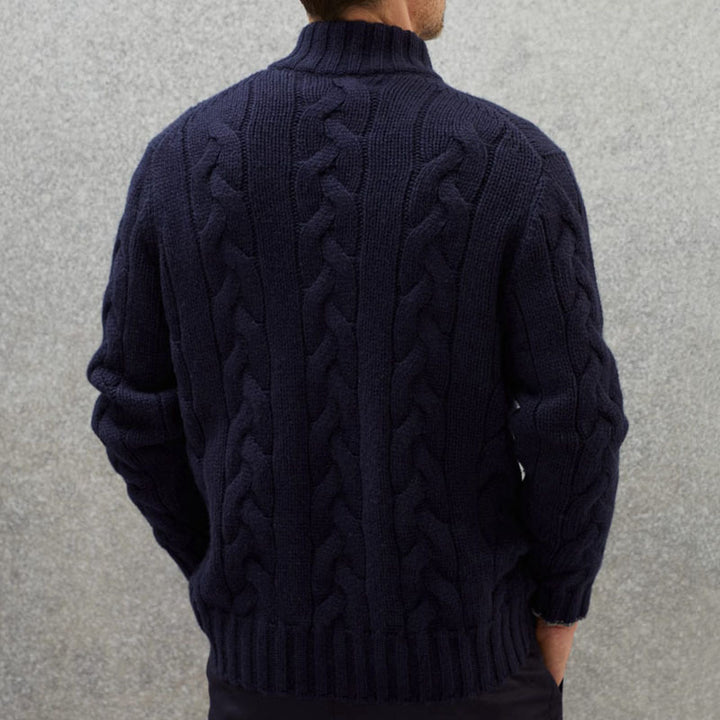 Herren Strickjacke mit dekorativem Zopfdesign und hohem Stehkragen Drune
