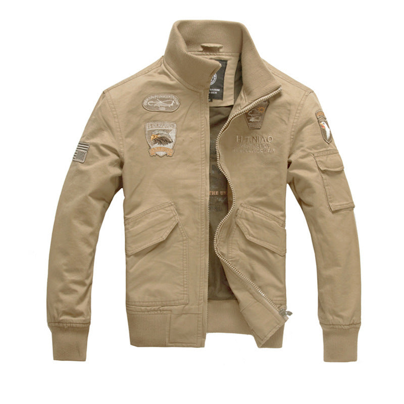 Herren nan Field‑Bomberjacke im Pilotenstil mit gestickten Emblemen, Rippenkragen und multifunktionaler Ärmeltasche Drune