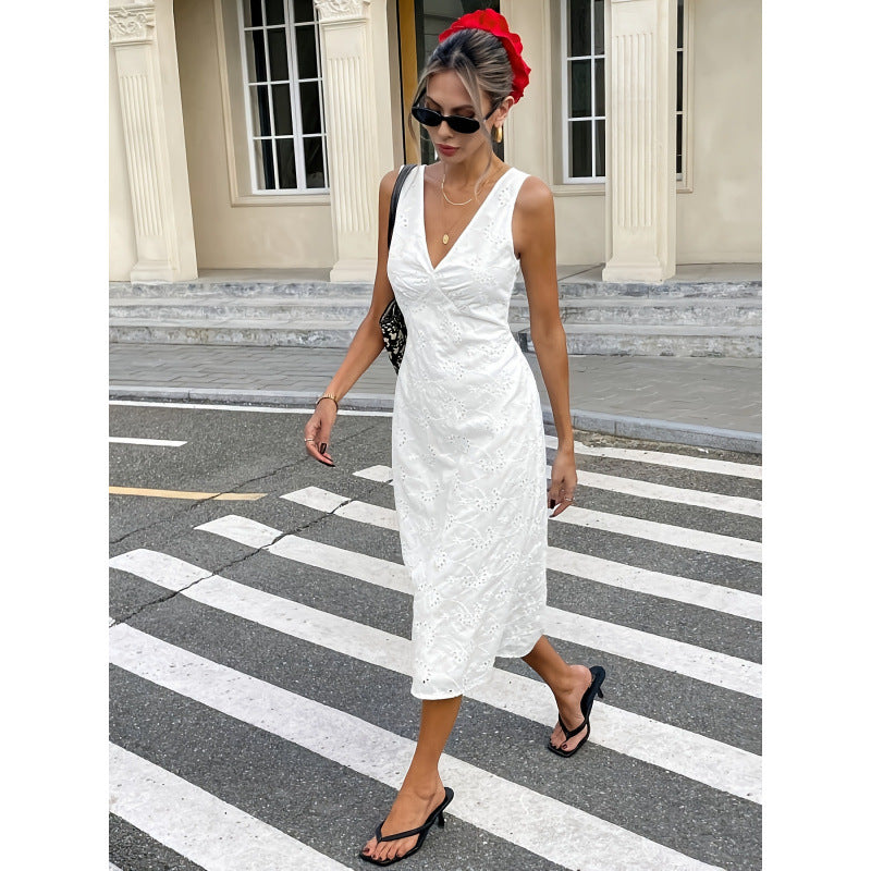 Damen Midikleid mit eleganter Lochstickerei und V-Ausschnitt Drune