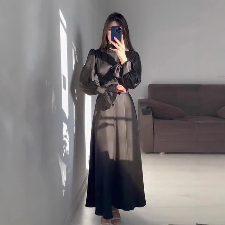 Damen Maxikleid mit weitem Ärmel und raffiniertem Schnitt Drune
