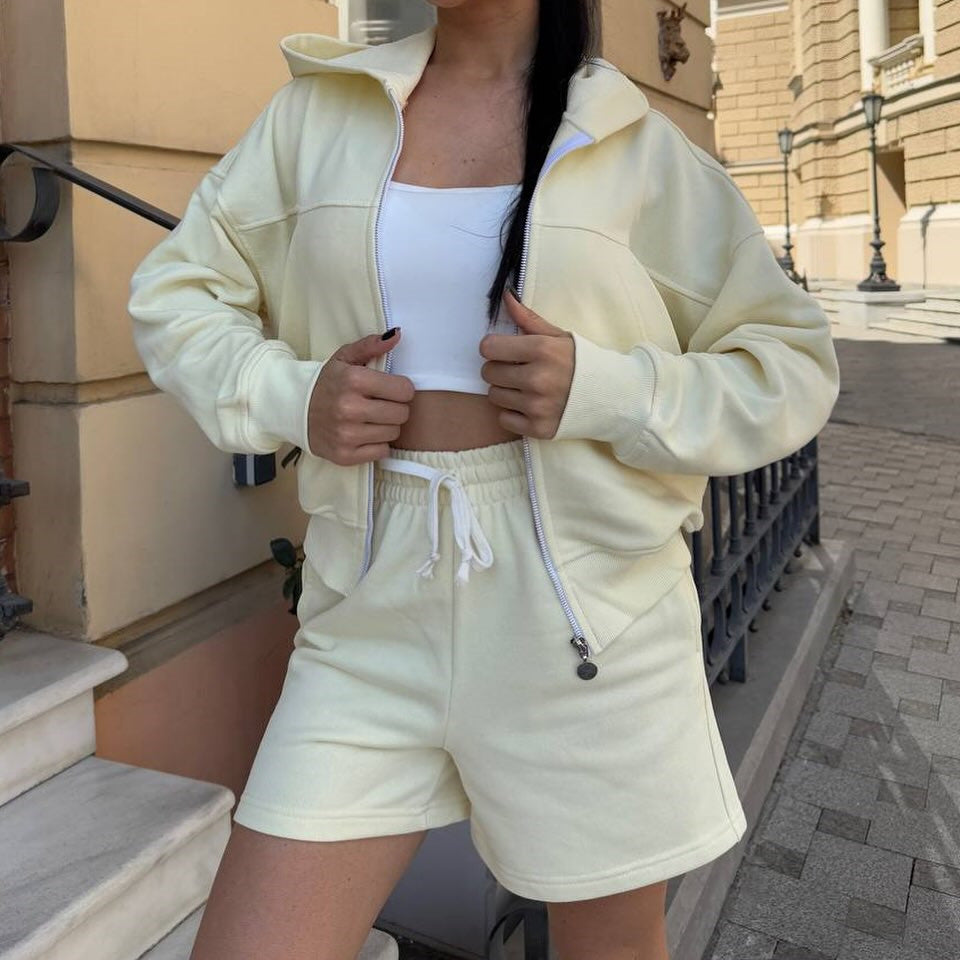Damen trendy Kapuzenjacke und Shorts Set Drune