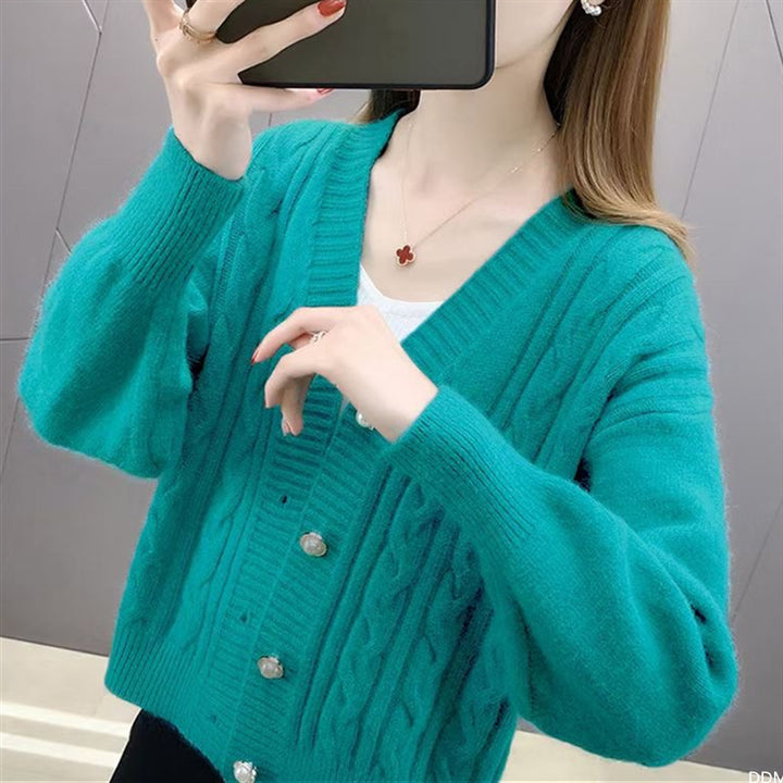 Damen Strickjacke mit elegantem Zopfmuster und hochwertigen Knopfdetails Drune