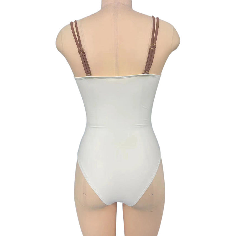 Damen Einteiler Badeanzug mit stilvollem Wickeldesign und modischen Akzenten Drune