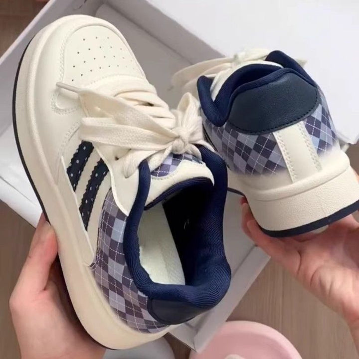Damen Sneakers mit Karo-Muster und gepolsterter Sohle Drune