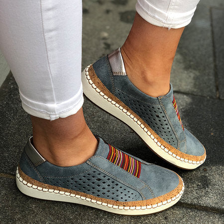 Damen nan leichte Slipper-Sneaker mit Korkrand und perforiertem Obermaterial Drune