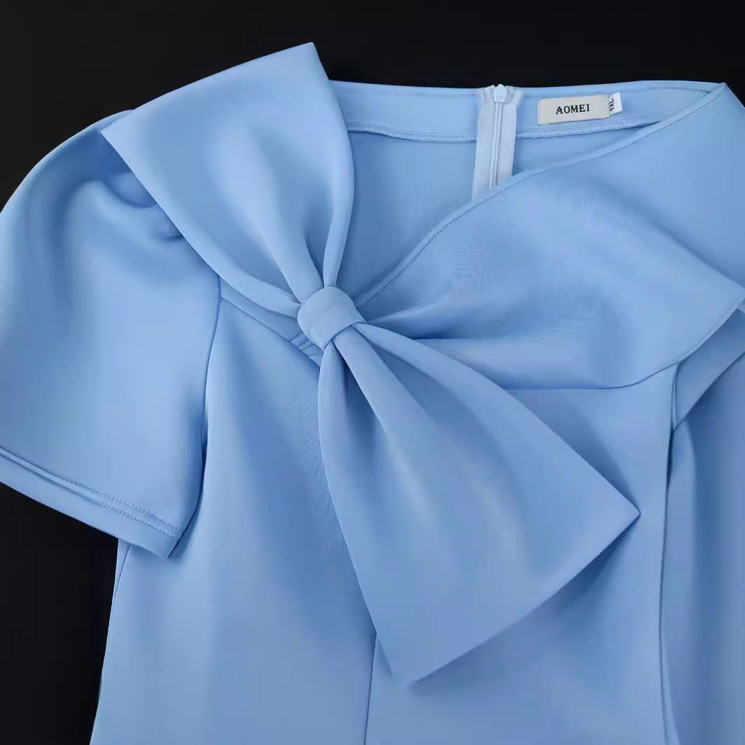 Damen Cocktailkleid mit kunstvollem Schleifenakzent und taillierter Silhouette Drune