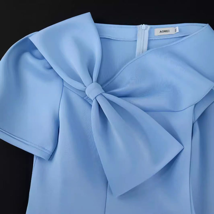 Damen Cocktailkleid mit kunstvollem Schleifenakzent und taillierter Silhouette Drune