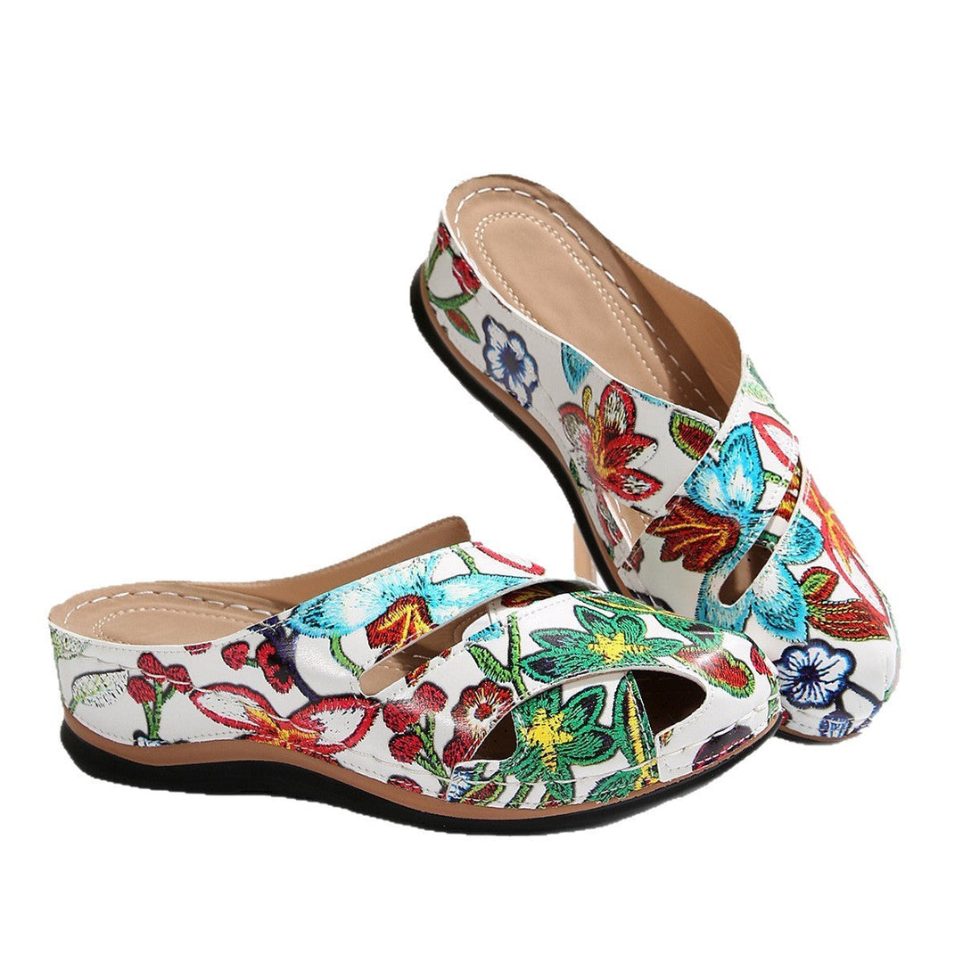 Damen Komfortable Clogs mit dekorativen floralen Stickereien Drune