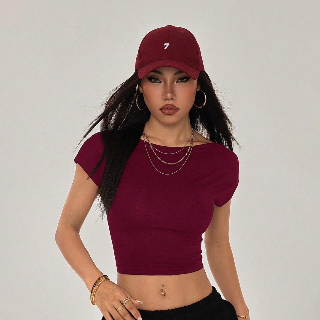 Damen Crop-Top mit breitem Ausschnitt und körperbetontem Schnitt Drune