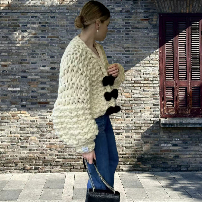 Damen Kuschelige Strickjacke mit großen Knöpfen Drune